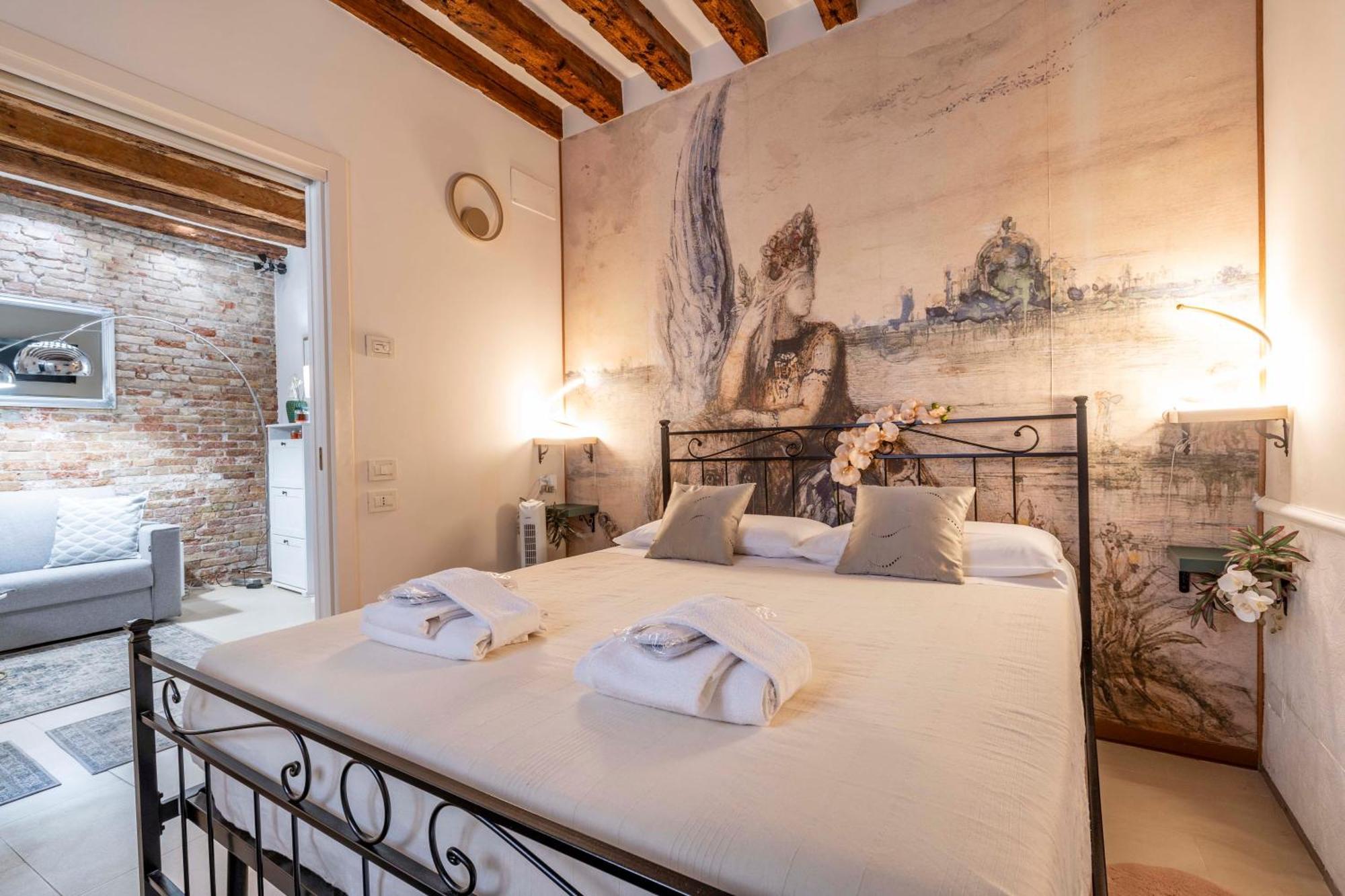 Ca' Pestrin Suite House - San Marco Square Velence Kültér fotó
