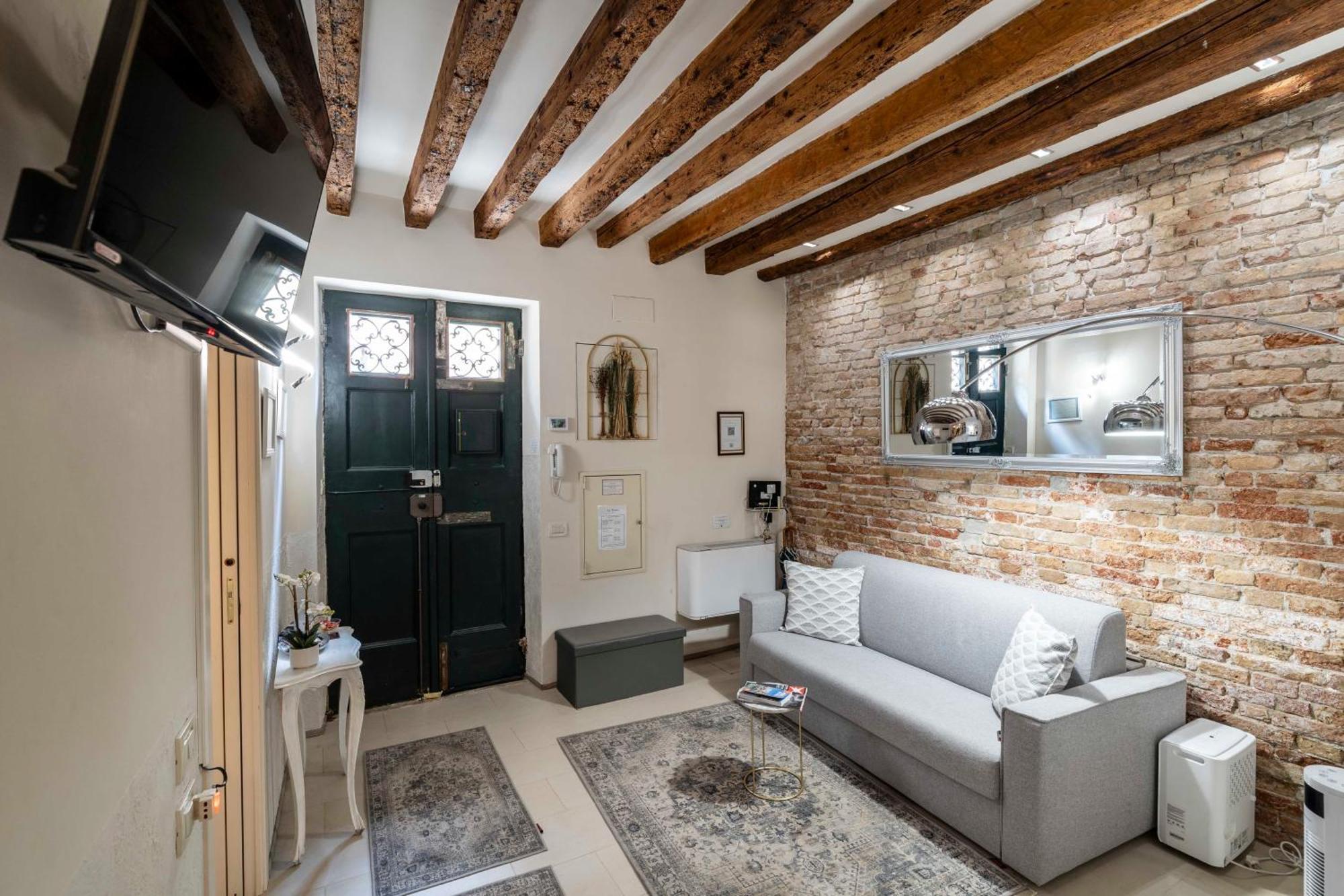 Ca' Pestrin Suite House - San Marco Square Velence Kültér fotó